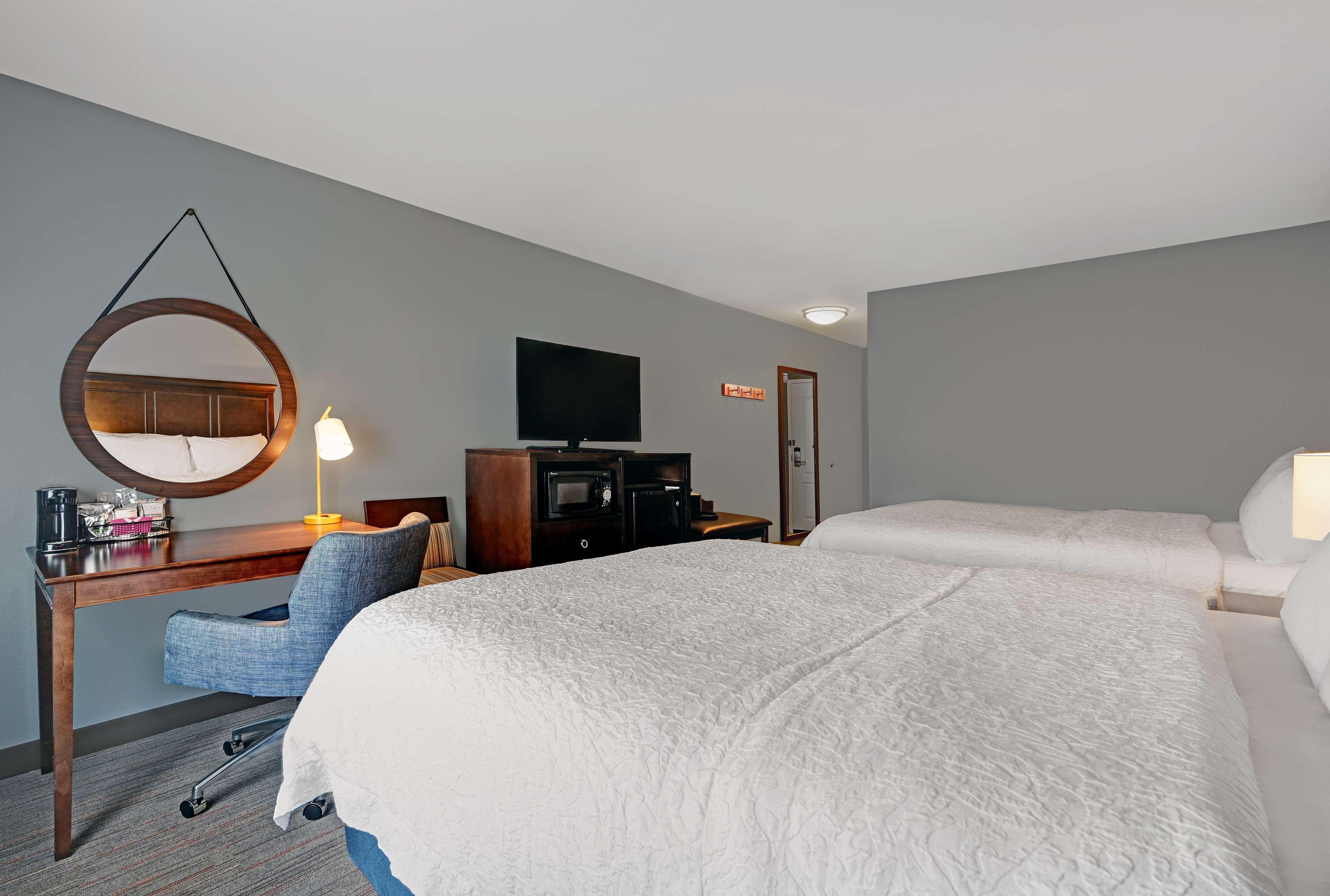 Hampton Inn Farmington Exteriör bild