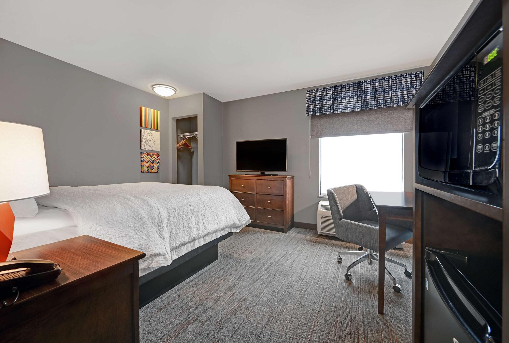 Hampton Inn Farmington Exteriör bild