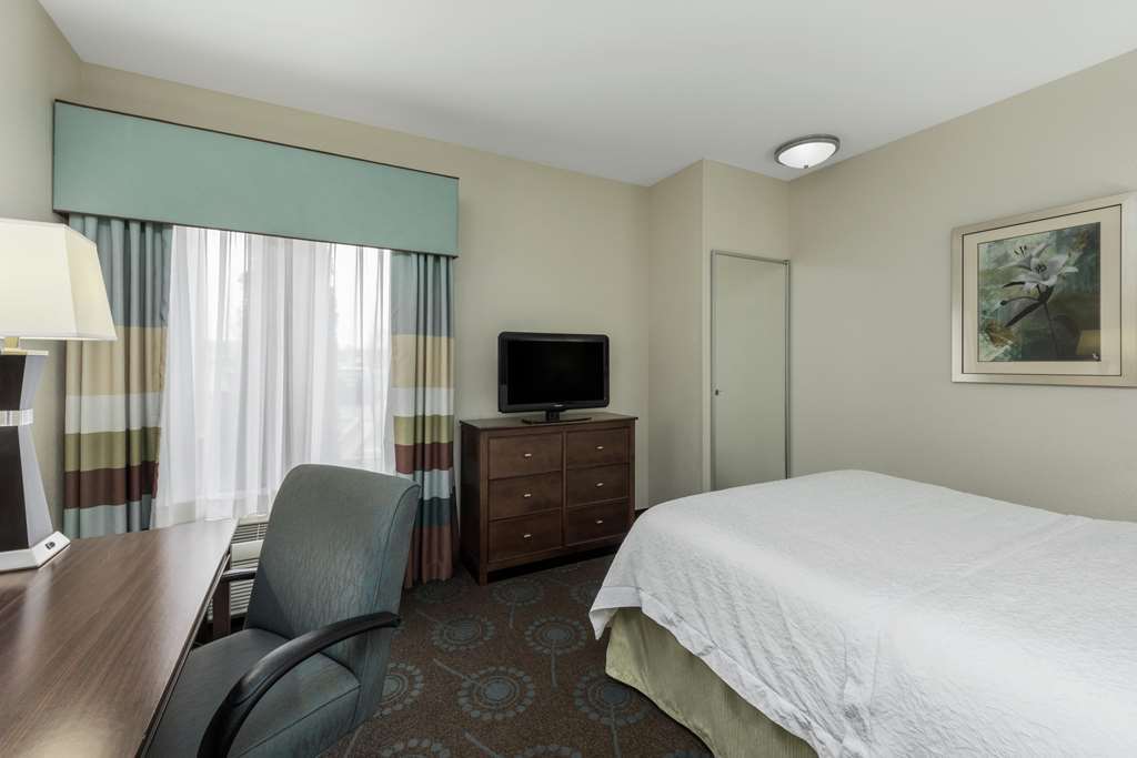 Hampton Inn Farmington Rum bild
